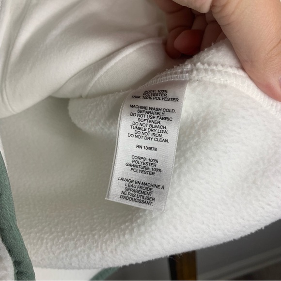 Vineyard Vines SuperShep High Pile Fleece Vest - Picture 6 of 7